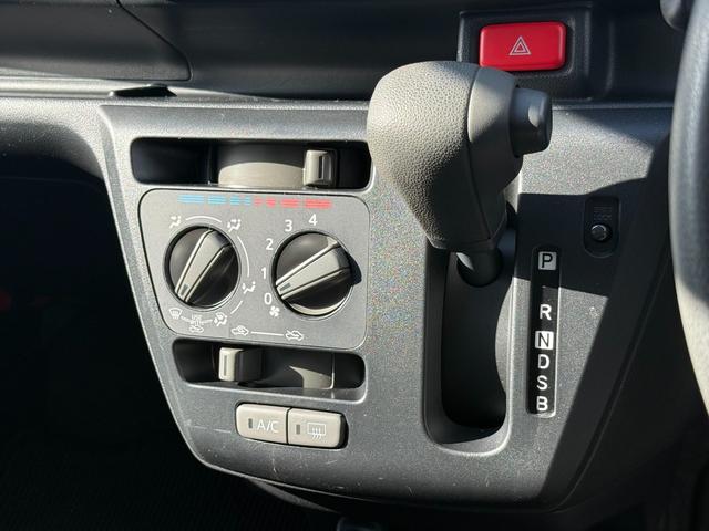 ピクシスエポック L スマートアシスト レーンキープ コーナーソナー キーレス スマートアシスト レーンキープ コーナーソナー オートハイビーム アイドリングストップ キーレス 純正CDオーディオ AUX 横滑り防止装置 ライトレベライザー 14インチAW セキュリティ 試乗OK(49枚目)