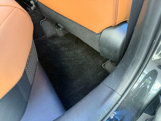 ＵＸ ＵＸ２５０ｈブラウンエディション４ＷＤ　プリクラッシュＳ　４ＷＤ　プリクラッシュＳ　ＬＴＡ　ＢＳＭ　本革シート　レーダークルーズコントロール　パーキングサイドアシスト　ルーフレール　メーカー純正ナビＴＶ　Ｂｌｕｅｔｏｏｔｈ　全方位カメラ　ＥＴＣ　試乗ＯＫ（40枚目）