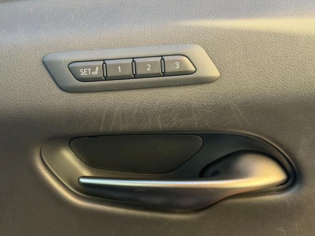 ＵＸ ＵＸ２５０ｈブラウンエディション４ＷＤ　プリクラッシュＳ　４ＷＤ　プリクラッシュＳ　ＬＴＡ　ＢＳＭ　本革シート　レーダークルーズコントロール　パーキングサイドアシスト　ルーフレール　メーカー純正ナビＴＶ　Ｂｌｕｅｔｏｏｔｈ　全方位カメラ　ＥＴＣ　試乗ＯＫ（46枚目）