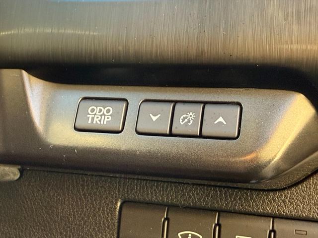 ＵＸ ＵＸ２５０ｈブラウンエディション４ＷＤ　プリクラッシュＳ　４ＷＤ　プリクラッシュＳ　ＬＴＡ　ＢＳＭ　本革シート　レーダークルーズコントロール　パーキングサイドアシスト　ルーフレール　メーカー純正ナビＴＶ　Ｂｌｕｅｔｏｏｔｈ　全方位カメラ　ＥＴＣ　試乗ＯＫ（48枚目）