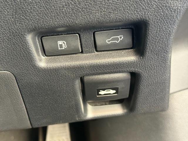 ＵＸ ＵＸ２５０ｈブラウンエディション４ＷＤ　プリクラッシュＳ　４ＷＤ　プリクラッシュＳ　ＬＴＡ　ＢＳＭ　本革シート　レーダークルーズコントロール　パーキングサイドアシスト　ルーフレール　メーカー純正ナビＴＶ　Ｂｌｕｅｔｏｏｔｈ　全方位カメラ　ＥＴＣ　試乗ＯＫ（50枚目）