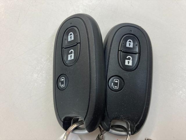 デリカＤ：２ ハイブリッドｅアシスト　レーンキープ　クルーズコントロール　ｅアシスト　レーンキープ　クルーズコントロール　パワースライドドア　メモリーナビ　Ｂｌｕｅｔｏｏｔｈ　フルセグ　バックカメラ　シートヒーター　スマートキー　プッシュスタート　ＥＴＣ　試乗ＯＫ　ＶＳＡ（69枚目）