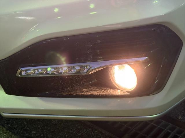 インプレッサスポーツハイブリッド ハイブリッド２．０ｉ－Ｓアイサイト４ＷＤ純正ナビＴＶ試乗ＯＫ　４ＷＤ　アイサイト　レーンキープ　アダプティブクルーズコントロール　純正メモリーナビ　フルセグＴＶ　Ｂｌｕｅｔｏｏｔｈ　Ｂカメラ　ハーフレザーシート　パワーシート　ドラレコ　ビルトインＥＴＣ　試乗ＯＫ（12枚目）