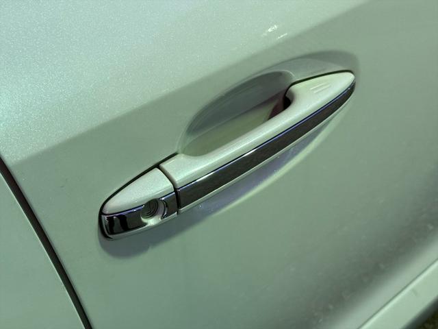 インプレッサスポーツハイブリッド ハイブリッド２．０ｉ－Ｓアイサイト４ＷＤ純正ナビＴＶ試乗ＯＫ　４ＷＤ　アイサイト　レーンキープ　アダプティブクルーズコントロール　純正メモリーナビ　フルセグＴＶ　Ｂｌｕｅｔｏｏｔｈ　Ｂカメラ　ハーフレザーシート　パワーシート　ドラレコ　ビルトインＥＴＣ　試乗ＯＫ（15枚目）