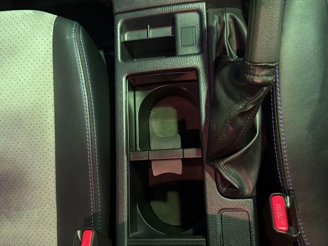 インプレッサスポーツハイブリッド ハイブリッド２．０ｉ－Ｓアイサイト４ＷＤ純正ナビＴＶ試乗ＯＫ　４ＷＤ　アイサイト　レーンキープ　アダプティブクルーズコントロール　純正メモリーナビ　フルセグＴＶ　Ｂｌｕｅｔｏｏｔｈ　Ｂカメラ　ハーフレザーシート　パワーシート　ドラレコ　ビルトインＥＴＣ　試乗ＯＫ（61枚目）