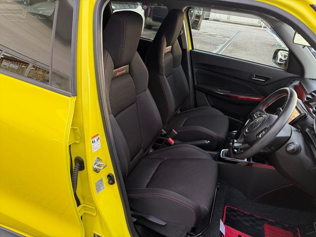 スイフトスポーツ ベースグレード６速マニュアル　デュアルセンサーブレーキＳ　６速マニュアル　デュアルセンサーブレーキＳ　レーンキープ　クルーズコントロール　純正８型ナビＴＶ　全方位カメラ　Ｂｌｕｅｔｏｏｔｈ　ビルトインＥＴＣ　ドラレコ　スマートキー　シートヒーター　試乗ＯＫ（19枚目）