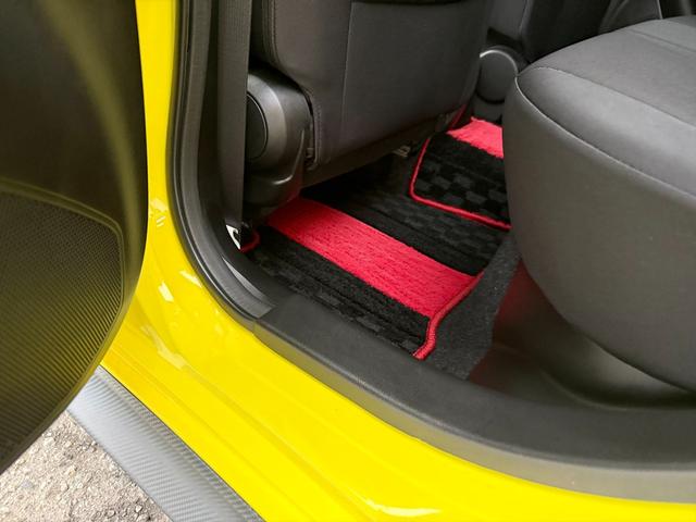 スイフトスポーツ ベースグレード６速マニュアル　デュアルセンサーブレーキＳ　６速マニュアル　デュアルセンサーブレーキＳ　レーンキープ　クルーズコントロール　純正８型ナビＴＶ　全方位カメラ　Ｂｌｕｅｔｏｏｔｈ　ビルトインＥＴＣ　ドラレコ　スマートキー　シートヒーター　試乗ＯＫ（31枚目）