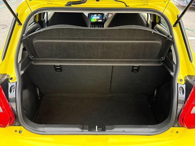 スイフトスポーツ ベースグレード６速マニュアル　デュアルセンサーブレーキＳ　６速マニュアル　デュアルセンサーブレーキＳ　レーンキープ　クルーズコントロール　純正８型ナビＴＶ　全方位カメラ　Ｂｌｕｅｔｏｏｔｈ　ビルトインＥＴＣ　ドラレコ　スマートキー　シートヒーター　試乗ＯＫ（32枚目）