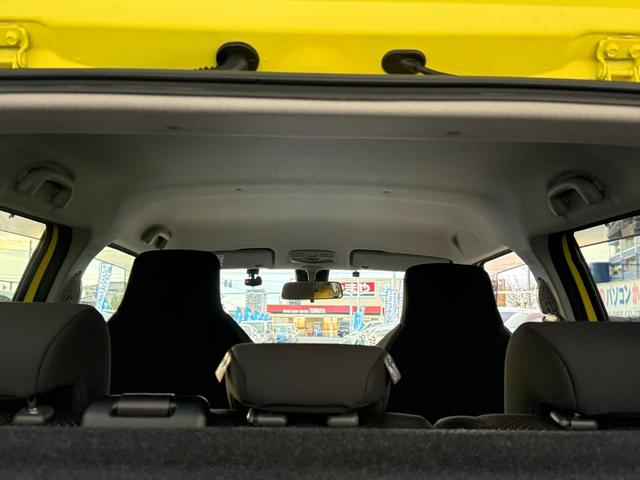 スイフトスポーツ ベースグレード６速マニュアル　デュアルセンサーブレーキＳ　６速マニュアル　デュアルセンサーブレーキＳ　レーンキープ　クルーズコントロール　純正８型ナビＴＶ　全方位カメラ　Ｂｌｕｅｔｏｏｔｈ　ビルトインＥＴＣ　ドラレコ　スマートキー　シートヒーター　試乗ＯＫ（34枚目）