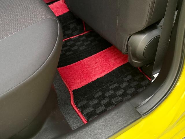 スイフトスポーツ ベースグレード６速マニュアル　デュアルセンサーブレーキＳ　６速マニュアル　デュアルセンサーブレーキＳ　レーンキープ　クルーズコントロール　純正８型ナビＴＶ　全方位カメラ　Ｂｌｕｅｔｏｏｔｈ　ビルトインＥＴＣ　ドラレコ　スマートキー　シートヒーター　試乗ＯＫ（38枚目）