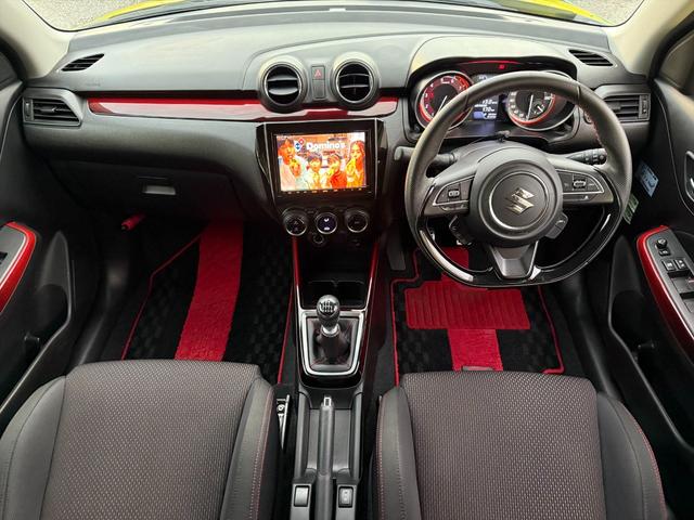 スイフトスポーツ ベースグレード６速マニュアル　デュアルセンサーブレーキＳ　６速マニュアル　デュアルセンサーブレーキＳ　レーンキープ　クルーズコントロール　純正８型ナビＴＶ　全方位カメラ　Ｂｌｕｅｔｏｏｔｈ　ビルトインＥＴＣ　ドラレコ　スマートキー　シートヒーター　試乗ＯＫ（39枚目）