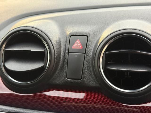 スイフトスポーツ ベースグレード６速マニュアル　デュアルセンサーブレーキＳ　６速マニュアル　デュアルセンサーブレーキＳ　レーンキープ　クルーズコントロール　純正８型ナビＴＶ　全方位カメラ　Ｂｌｕｅｔｏｏｔｈ　ビルトインＥＴＣ　ドラレコ　スマートキー　シートヒーター　試乗ＯＫ（55枚目）