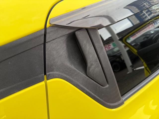 スイフトスポーツ ベースグレード６速マニュアル　デュアルセンサーブレーキＳ　６速マニュアル　デュアルセンサーブレーキＳ　レーンキープ　クルーズコントロール　純正８型ナビＴＶ　全方位カメラ　Ｂｌｕｅｔｏｏｔｈ　ビルトインＥＴＣ　ドラレコ　スマートキー　シートヒーター　試乗ＯＫ（74枚目）