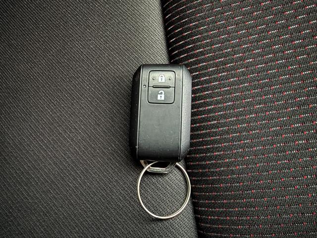 スイフトスポーツ ベースグレード６速マニュアル　デュアルセンサーブレーキＳ　６速マニュアル　デュアルセンサーブレーキＳ　レーンキープ　クルーズコントロール　純正８型ナビＴＶ　全方位カメラ　Ｂｌｕｅｔｏｏｔｈ　ビルトインＥＴＣ　ドラレコ　スマートキー　シートヒーター　試乗ＯＫ（75枚目）