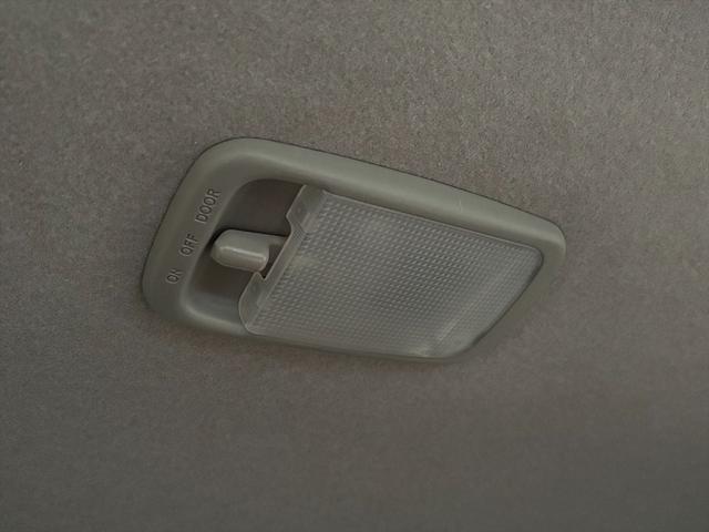 ミラココア ココアＸ純正メモリーナビ　Ｂｌｕｅｔｏｏｔｈ　ＤＶＤ再生　ツートンカラー　純正メモリーナビ　Ｂｌｕｅｔｏｏｔｈ　ＤＶＤ再生　フルセグＴＶ　ＣＤ録音　スマートキー　プッシュスタート　アイドリングストップ　純正ＭＯＭＯステアリング　ドラレコ　試乗ＯＫ（67枚目）