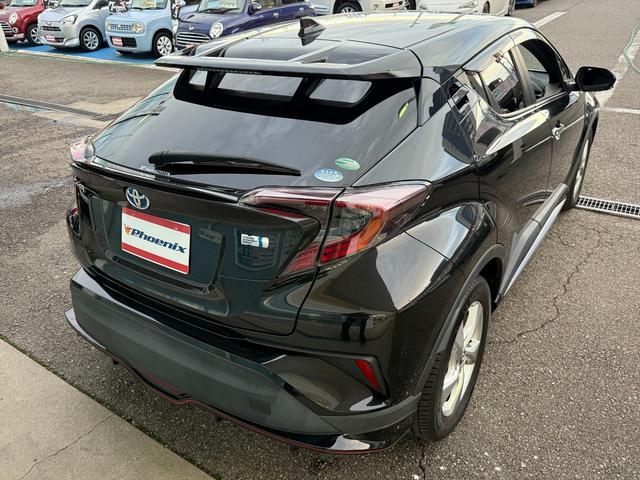 Ｃ－ＨＲ Ｓ　ＬＥＤエディション　ハイブリッド　純正フルエアロ試乗ＯＫ　純正エアロＦＳＲ　セーフティセンス　プリクラッシュセーフティ　レーダークルコン　ＬＥＤヘッドランプ　シーケンシャルウインカー　９インチナビＴＶ　Ｂｌｕｅｔｏｏｔｈ　バックカメラ　ＥＴＣ　試乗ＯＫ（10枚目）