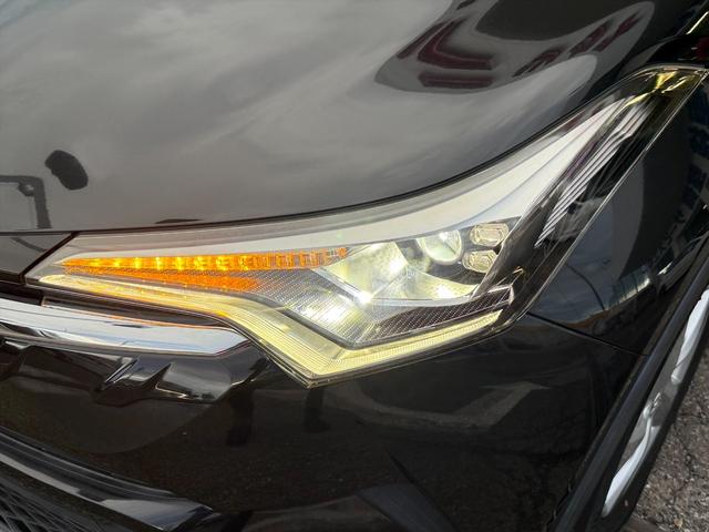 Ｃ－ＨＲ Ｓ　ＬＥＤエディション　ハイブリッド　純正フルエアロ試乗ＯＫ　純正エアロＦＳＲ　セーフティセンス　プリクラッシュセーフティ　レーダークルコン　ＬＥＤヘッドランプ　シーケンシャルウインカー　９インチナビＴＶ　Ｂｌｕｅｔｏｏｔｈ　バックカメラ　ＥＴＣ　試乗ＯＫ（12枚目）