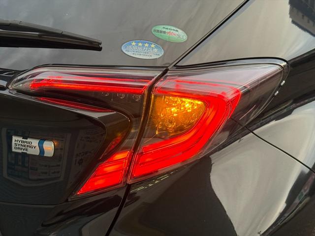 Ｃ－ＨＲ Ｓ　ＬＥＤエディション　ハイブリッド　純正フルエアロ試乗ＯＫ　純正エアロＦＳＲ　セーフティセンス　プリクラッシュセーフティ　レーダークルコン　ＬＥＤヘッドランプ　シーケンシャルウインカー　９インチナビＴＶ　Ｂｌｕｅｔｏｏｔｈ　バックカメラ　ＥＴＣ　試乗ＯＫ（15枚目）
