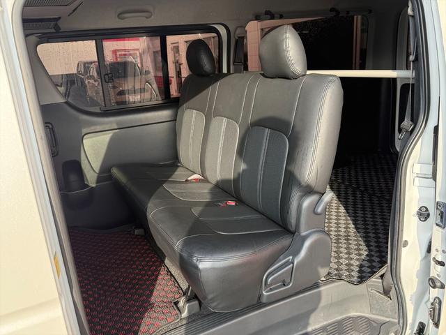 レジアスエースバン ロングスーパーＧＬ４ＷＤディーゼルＴタイベル交換済☆試乗ＯＫ　タイベル交換済　モデリスタフルエアロ　エアロボンネット　ＴＯＭ’ｓテールランプ　ＮＡＳＣＡＲタイヤ　１０インチアンドロイドナビ　Ｙｏｕｔｕｂｅアプリ　Ｂｌｕｅｔｏｏｔｈ　バックカメラ　ＥＴＣ　試乗ＯＫ（27枚目）