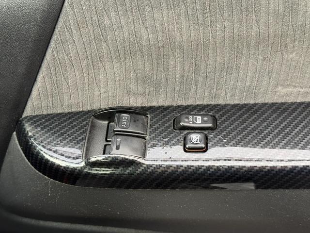 レジアスエースバン ロングスーパーＧＬ４ＷＤディーゼルＴタイベル交換済☆試乗ＯＫ　タイベル交換済　モデリスタフルエアロ　エアロボンネット　ＴＯＭ’ｓテールランプ　ＮＡＳＣＡＲタイヤ　１０インチアンドロイドナビ　Ｙｏｕｔｕｂｅアプリ　Ｂｌｕｅｔｏｏｔｈ　バックカメラ　ＥＴＣ　試乗ＯＫ（37枚目）