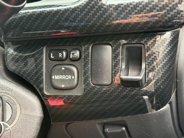 レジアスエースバン ロングスーパーＧＬ４ＷＤディーゼルＴタイベル交換済☆試乗ＯＫ　タイベル交換済　モデリスタフルエアロ　エアロボンネット　ＴＯＭ’ｓテールランプ　ＮＡＳＣＡＲタイヤ　１０インチアンドロイドナビ　Ｙｏｕｔｕｂｅアプリ　Ｂｌｕｅｔｏｏｔｈ　バックカメラ　ＥＴＣ　試乗ＯＫ（38枚目）