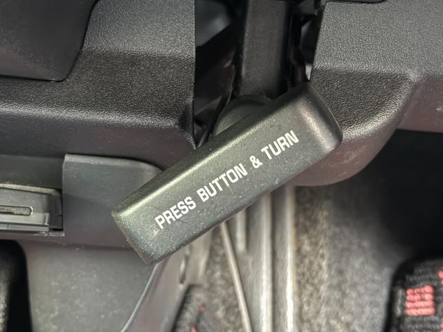 レジアスエースバン ロングスーパーＧＬ４ＷＤディーゼルＴタイベル交換済☆試乗ＯＫ　タイベル交換済　モデリスタフルエアロ　エアロボンネット　ＴＯＭ’ｓテールランプ　ＮＡＳＣＡＲタイヤ　１０インチアンドロイドナビ　Ｙｏｕｔｕｂｅアプリ　Ｂｌｕｅｔｏｏｔｈ　バックカメラ　ＥＴＣ　試乗ＯＫ（50枚目）