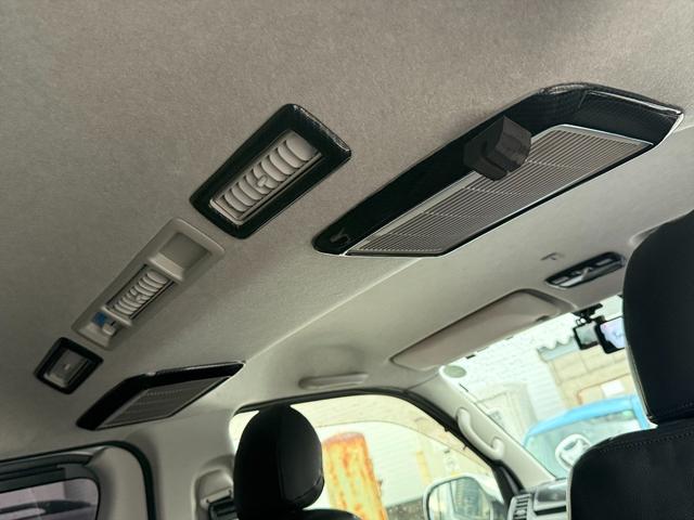 レジアスエースバン ロングスーパーＧＬ４ＷＤディーゼルＴタイベル交換済☆試乗ＯＫ　タイベル交換済　モデリスタフルエアロ　エアロボンネット　ＴＯＭ’ｓテールランプ　ＮＡＳＣＡＲタイヤ　１０インチアンドロイドナビ　Ｙｏｕｔｕｂｅアプリ　Ｂｌｕｅｔｏｏｔｈ　バックカメラ　ＥＴＣ　試乗ＯＫ（66枚目）