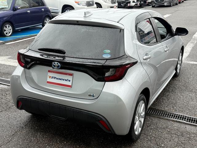 ヤリス ハイブリッドＧセーフティセンス純正ナビ全方位カメラ試乗ＯＫ　プリクラッシュセーフティ　レーダークルコン　クリアランスソナー　前席シートヒーター　純正８インチナビ　Ｂｌｕｅｔｏｏｔｈ　ミラキャスト　全方位カメラ　ビルトインＥＴＣ　ドラレコ　ステリモ　試乗ＯＫ（8枚目）