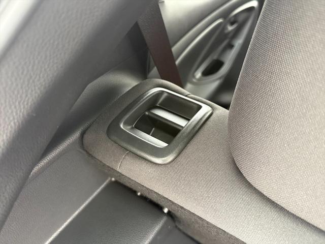 ヤリス ハイブリッドＧセーフティセンス純正ナビ全方位カメラ試乗ＯＫ　プリクラッシュセーフティ　レーダークルコン　クリアランスソナー　前席シートヒーター　純正８インチナビ　Ｂｌｕｅｔｏｏｔｈ　ミラキャスト　全方位カメラ　ビルトインＥＴＣ　ドラレコ　ステリモ　試乗ＯＫ（32枚目）