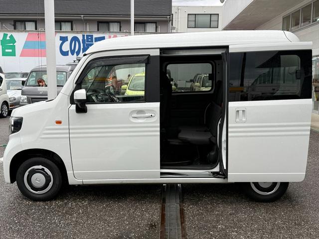 Ｎ－ＶＡＮ＋スタイル ファンホンダセンシング　アダプティブクルーズコントロール　ホンダセンシング　アダプティブクルーズコントロール　ＣＭＢＳ　ＬＫＡＳ　ディスプレイオーディオＴＶ　バックカメラ　Ｂｌｕｅｔｏｏｔｈ　オートＬＥＤライト　ＬＥＤフォグ　ドラレコ　スマートキー　試乗ＯＫ（6枚目）