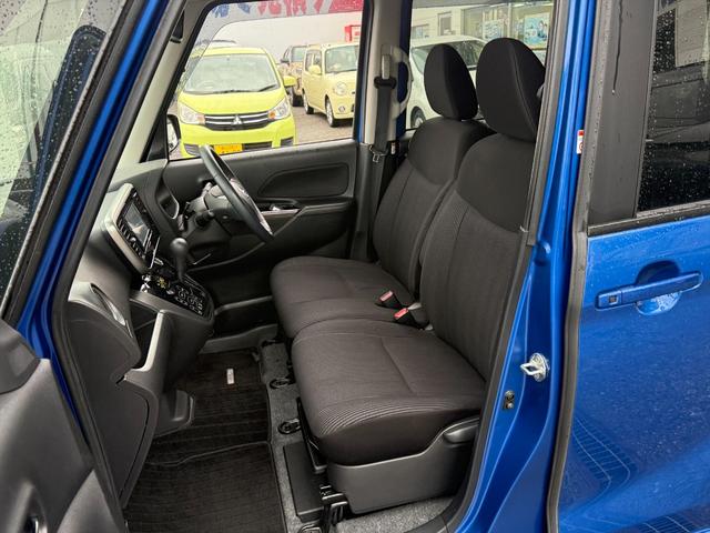 デイズルークス ハイウェイスター　Ｘ　Ｇパッケージ後期　エマージェンシーＢ　後期　エマージェンシーブレーキ　両側パワスラ　メモリーナビ　フルセグ　ＤＶＤ再生　アラウンドビューモニター　ＥＴＣ　アイドリングストップ　オートハイビーム　オートＬＥＤライト　スマートキー　試乗ＯＫ（20枚目）