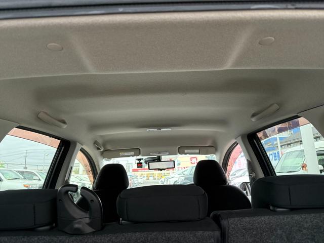 ノート Ｘエマージェンシーブレーキ　レーンキープ　メモリーナビ　ＴＶ　エマージェンシーブレーキ　レーンキープ　メモリーナビ　ＴＶ　ＤＶＤ再生　Ｂｌｕｅｔｏｏｔｈ　アラウンドビューモニター　スマートルームミラー　ＥＴＣ　ドラレコ　スマートキー　プッシュスタート　試乗ＯＫ（29枚目）
