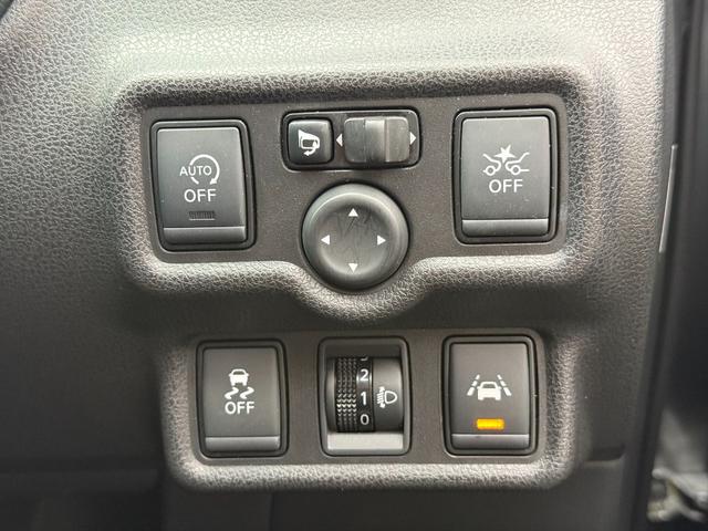 ノート Ｘエマージェンシーブレーキ　レーンキープ　メモリーナビ　ＴＶ　エマージェンシーブレーキ　レーンキープ　メモリーナビ　ＴＶ　ＤＶＤ再生　Ｂｌｕｅｔｏｏｔｈ　アラウンドビューモニター　スマートルームミラー　ＥＴＣ　ドラレコ　スマートキー　プッシュスタート　試乗ＯＫ（41枚目）