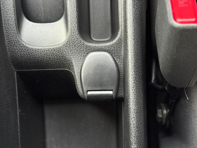 ノート Ｘエマージェンシーブレーキ　レーンキープ　メモリーナビ　ＴＶ　エマージェンシーブレーキ　レーンキープ　メモリーナビ　ＴＶ　ＤＶＤ再生　Ｂｌｕｅｔｏｏｔｈ　アラウンドビューモニター　スマートルームミラー　ＥＴＣ　ドラレコ　スマートキー　プッシュスタート　試乗ＯＫ（63枚目）