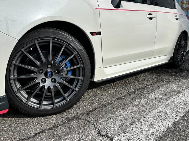 ＷＲＸ Ｓ４ ＳＴＩスポーツアイサイト後期ＡＷＤ純正８型ナビＴＶ試乗ＯＫ　後期型　ＳＴｉエアロＦＳＲ　サンルーフ　純正半革ＲＥＣＡＲＯシート　４ＷＤターボ　アダプティブクルコン　パドルシフト　アイサイト　純正８型ナビ　Ｂｌｕｅｔｏｏｔｈ　フルセグＴＶ　ＦＳＢカメラ　試乗ＯＫ（10枚目）