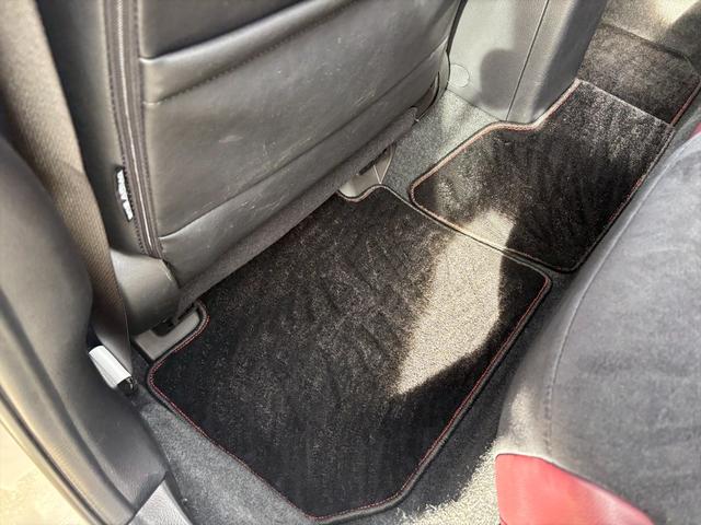 ＷＲＸ Ｓ４ ＳＴＩスポーツアイサイト後期ＡＷＤ純正８型ナビＴＶ試乗ＯＫ　後期型　ＳＴｉエアロＦＳＲ　サンルーフ　純正半革ＲＥＣＡＲＯシート　４ＷＤターボ　アダプティブクルコン　パドルシフト　アイサイト　純正８型ナビ　Ｂｌｕｅｔｏｏｔｈ　フルセグＴＶ　ＦＳＢカメラ　試乗ＯＫ（22枚目）