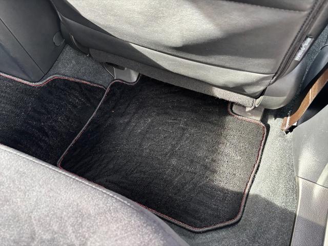 ＷＲＸ Ｓ４ ＳＴＩスポーツアイサイト後期ＡＷＤ純正８型ナビＴＶ試乗ＯＫ　後期型　ＳＴｉエアロＦＳＲ　サンルーフ　純正半革ＲＥＣＡＲＯシート　４ＷＤターボ　アダプティブクルコン　パドルシフト　アイサイト　純正８型ナビ　Ｂｌｕｅｔｏｏｔｈ　フルセグＴＶ　ＦＳＢカメラ　試乗ＯＫ（27枚目）