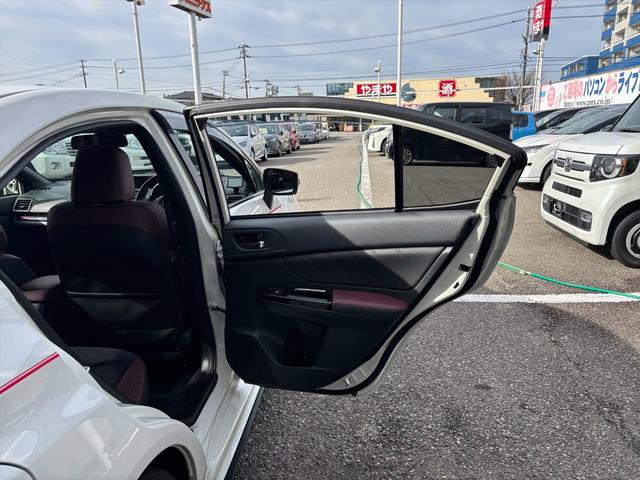 ＷＲＸ Ｓ４ ＳＴＩスポーツアイサイト後期ＡＷＤ純正８型ナビＴＶ試乗ＯＫ　後期型　ＳＴｉエアロＦＳＲ　サンルーフ　純正半革ＲＥＣＡＲＯシート　４ＷＤターボ　アダプティブクルコン　パドルシフト　アイサイト　純正８型ナビ　Ｂｌｕｅｔｏｏｔｈ　フルセグＴＶ　ＦＳＢカメラ　試乗ＯＫ（29枚目）