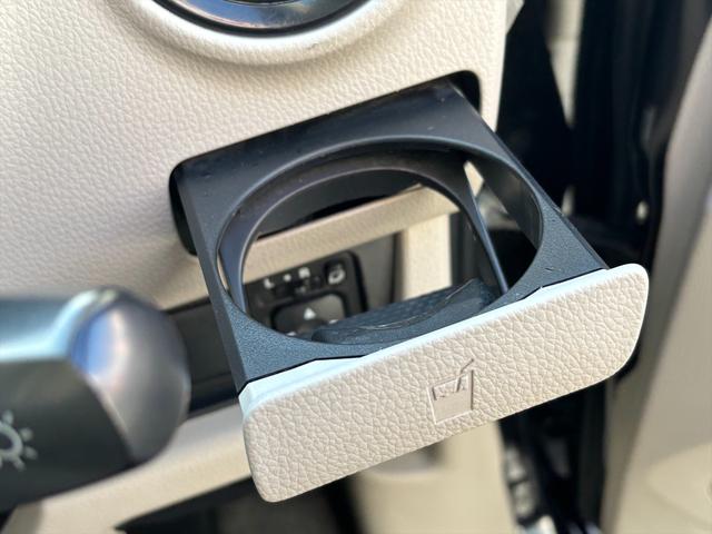 デイズ Ｊエマージェンシーブレーキ　メモリーナビ　バックカメラ　ＴＶ　エマージェンシーブレーキ　メモリーナビ　バックカメラ　ＴＶ　Ｂｌｕｅｔｏｏｔｈ　ＣＤ再生　ステアリングスイッチ　ＥＴＣ　キーレス　電格ミラー　ベンチシート　ＶＳＡ　ヘッドライトレベライザー　試乗ＯＫ（44枚目）