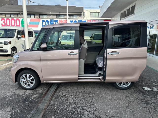 タント Ｘリミテッド４ＷＤ　スマートアシスト　レーンキープ　ナビＴＶ　４ＷＤ　スマートアシスト　レーンキープ　両側パワースライドドア　純正メモリーナビ　Ｂｌｕｅｔｏｏｔｈ　全方位モニター　ＤＶＤ再生　ＥＴＣ　ドライブレコーダー　オートハイビーム　シートヒーター　試乗ＯＫ（12枚目）