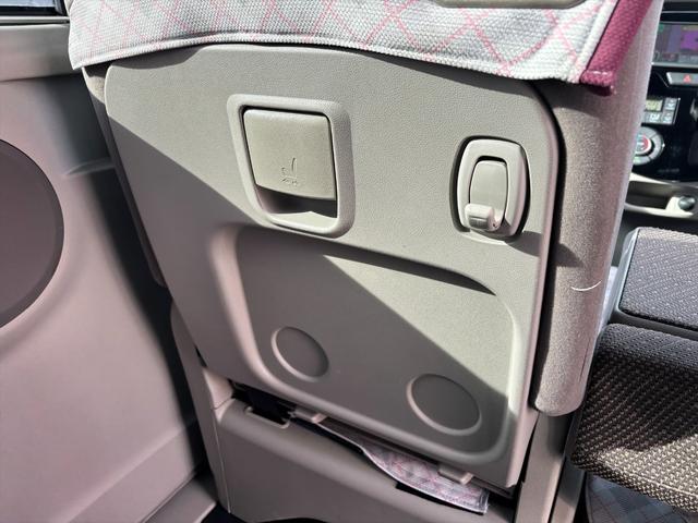 タント Ｘリミテッド４ＷＤ　スマートアシスト　レーンキープ　ナビＴＶ　４ＷＤ　スマートアシスト　レーンキープ　両側パワースライドドア　純正メモリーナビ　Ｂｌｕｅｔｏｏｔｈ　全方位モニター　ＤＶＤ再生　ＥＴＣ　ドライブレコーダー　オートハイビーム　シートヒーター　試乗ＯＫ（67枚目）