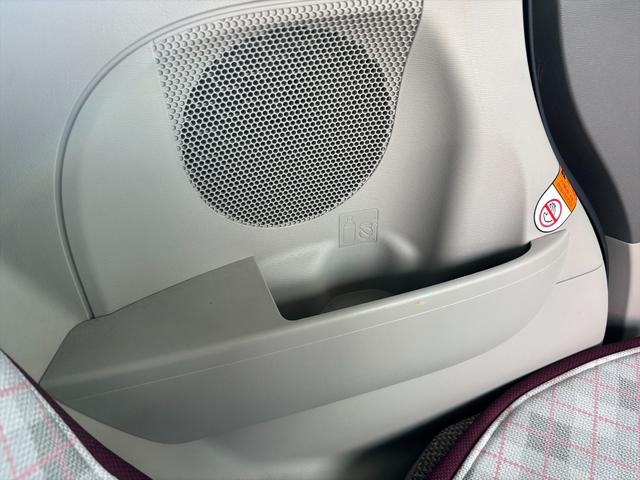 タント Ｘリミテッド４ＷＤ　スマートアシスト　レーンキープ　ナビＴＶ　４ＷＤ　スマートアシスト　レーンキープ　両側パワースライドドア　純正メモリーナビ　Ｂｌｕｅｔｏｏｔｈ　全方位モニター　ＤＶＤ再生　ＥＴＣ　ドライブレコーダー　オートハイビーム　シートヒーター　試乗ＯＫ（68枚目）