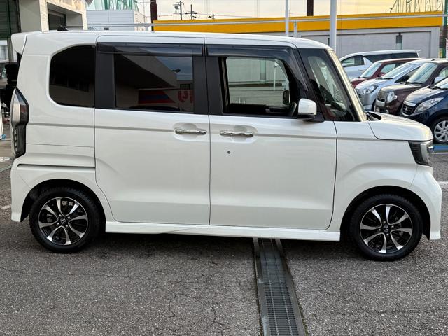 Ｎ－ＢＯＸカスタム Ｇ・Ｌホンダセンシング電動スライドドアＳＤナビＴＶ試乗ＯＫ　ホンダセンシング　ＣＭＢＳ　レーンキープ　アダプティブクルーズコントロール　パワースライドドア　メモリーナビＴＶ　Ｂカメラ　Ｂｌｕｅｔｏｏｔｈ　ＤＶＤ再生　ビルトインＥＴＣ　オートハイビーム　試乗ＯＫ（11枚目）
