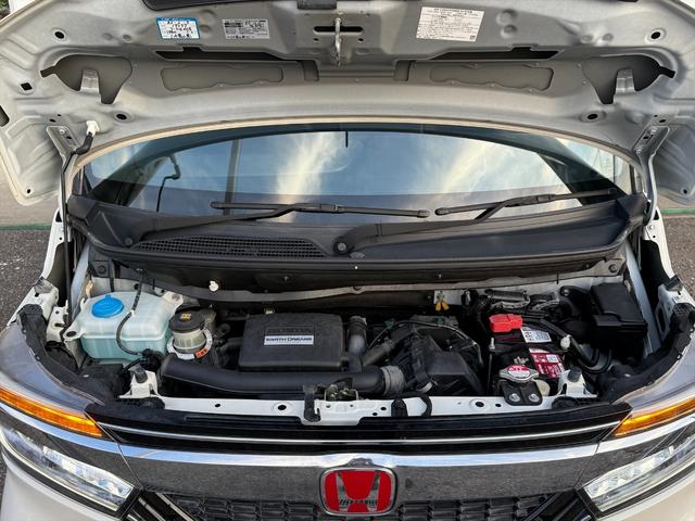 Ｎ－ＢＯＸカスタム Ｇ・Ｌホンダセンシング電動スライドドアＳＤナビＴＶ試乗ＯＫ　ホンダセンシング　ＣＭＢＳ　レーンキープ　アダプティブクルーズコントロール　パワースライドドア　メモリーナビＴＶ　Ｂカメラ　Ｂｌｕｅｔｏｏｔｈ　ＤＶＤ再生　ビルトインＥＴＣ　オートハイビーム　試乗ＯＫ（16枚目）
