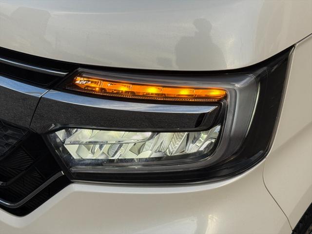 Ｎ－ＢＯＸカスタム Ｇ・Ｌホンダセンシング電動スライドドアＳＤナビＴＶ試乗ＯＫ　ホンダセンシング　ＣＭＢＳ　レーンキープ　アダプティブクルーズコントロール　パワースライドドア　メモリーナビＴＶ　Ｂカメラ　Ｂｌｕｅｔｏｏｔｈ　ＤＶＤ再生　ビルトインＥＴＣ　オートハイビーム　試乗ＯＫ（18枚目）