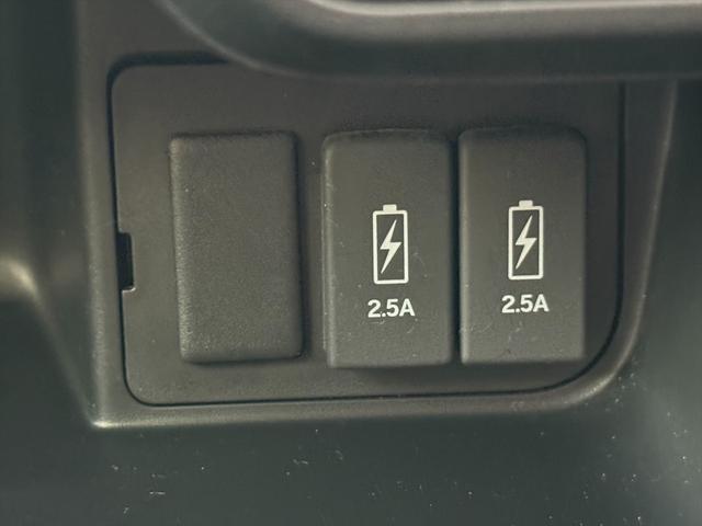 Ｎ－ＢＯＸカスタム Ｇ・Ｌホンダセンシング電動スライドドアＳＤナビＴＶ試乗ＯＫ　ホンダセンシング　ＣＭＢＳ　レーンキープ　アダプティブクルーズコントロール　パワースライドドア　メモリーナビＴＶ　Ｂカメラ　Ｂｌｕｅｔｏｏｔｈ　ＤＶＤ再生　ビルトインＥＴＣ　オートハイビーム　試乗ＯＫ（70枚目）