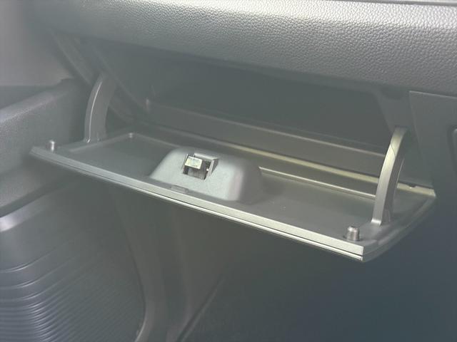 Ｎ－ＢＯＸカスタム Ｇ・Ｌホンダセンシング電動スライドドアＳＤナビＴＶ試乗ＯＫ　ホンダセンシング　ＣＭＢＳ　レーンキープ　アダプティブクルーズコントロール　パワースライドドア　メモリーナビＴＶ　Ｂカメラ　Ｂｌｕｅｔｏｏｔｈ　ＤＶＤ再生　ビルトインＥＴＣ　オートハイビーム　試乗ＯＫ（72枚目）