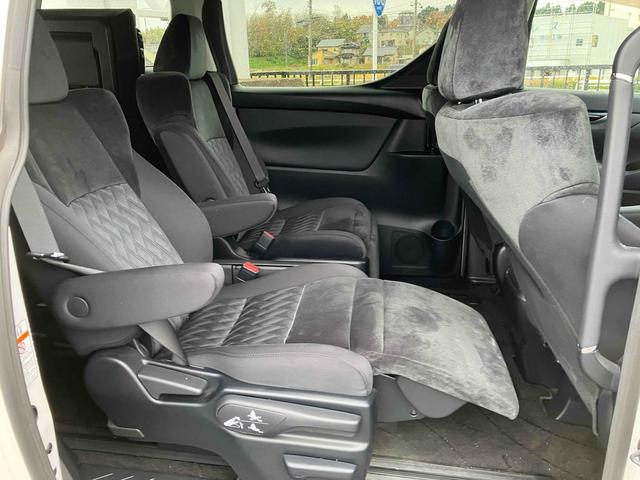 アルファード ２．５Ｓ　ＥＴＣ　バックカメラ　ナビ　クリアランスソナー　オートクルーズコントロール　レーンアシスト　衝突被害軽減システム　両側スライドドア　オートマチックハイビーム　オートライト　ＬＥＤヘッドランプ（18枚目）