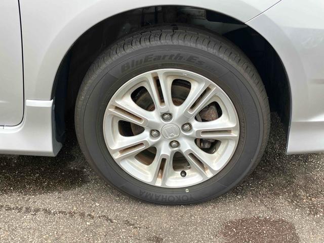 フィットシャトル １５Ｘ　４ＷＤ　ＥＴＣ　バックカメラ　ナビ　アルミホイール　電動格納ミラー　ＡＴ　盗難防止システム　衝突安全ボディ　ＡＢＳ　ＣＤ　エアコン　パワーステアリング　パワーウィンドウ（19枚目）