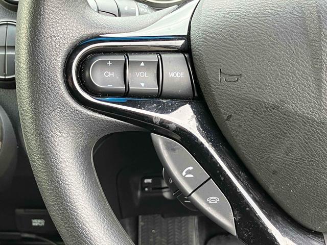 フィットシャトル １５Ｘ　４ＷＤ　ＥＴＣ　バックカメラ　ナビ　アルミホイール　電動格納ミラー　ＡＴ　盗難防止システム　衝突安全ボディ　ＡＢＳ　ＣＤ　エアコン　パワーステアリング　パワーウィンドウ（43枚目）